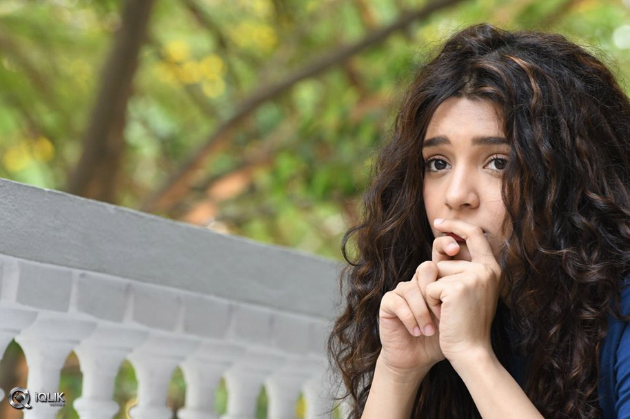 Ritika-Singh-Latest-Photo-Gallery